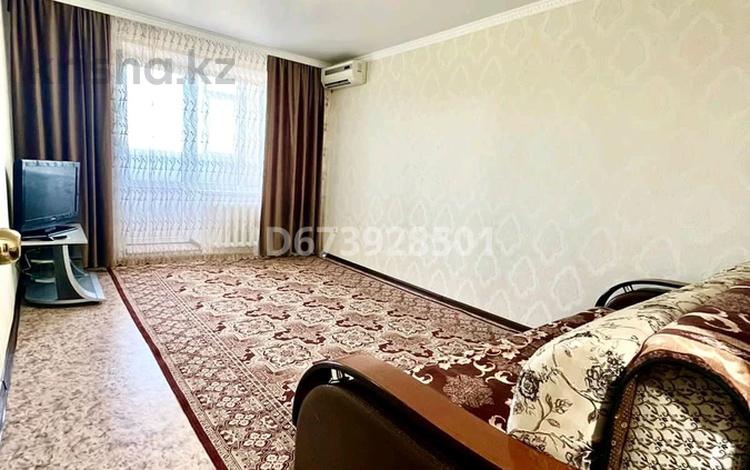 1-бөлмелі пәтер, 45 м², 6/10 қабат тәулік бойы, мкр 12 60, бағасы: 10 000 〒 в Актобе, мкр 12 — фото 11