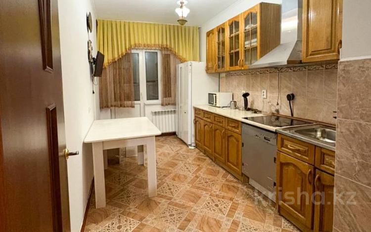 3-комнатная квартира · 82 м² · 10/10 этаж, каратал за 28.8 млн ₸ в Талдыкоргане — фото 2