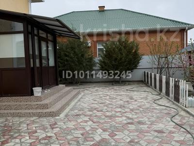 Жеке үй · 5 бөлме · 300 м² · 10 сот., мкр Жеруйык, бағасы: 75 млн ₸ в Атырау