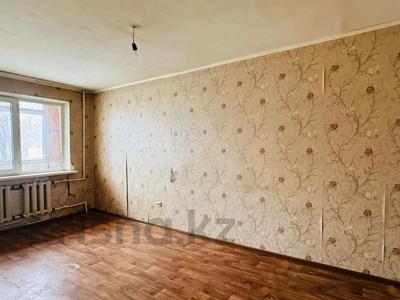 1-комнатная квартира · 39 м² · 1/5 этаж, 40 лет победы за 4.3 млн 〒 в Шахтинске