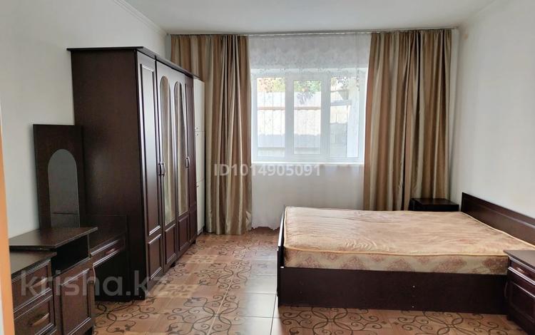 1-комнатная квартира · 35 м² · 1/1 этаж, Шаляпина бн — Кыдырова за 170 000 ₸ в Алматы, Ауэзовский р-н — фото 2