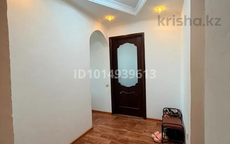 2-комнатная квартира · 50 м² · 8/9 этаж, Майкудук, Мкр Восток-3 13 за 17 млн ₸ в Караганде, Алихана Бокейханова р-н — фото 2