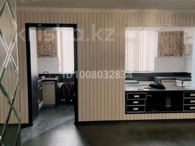 4-бөлмелі пәтер · 75 м² · 4/5 қабат, Байзак Батыра 168 — Желтоксан, бағасы: 28 млн ₸ в Таразе