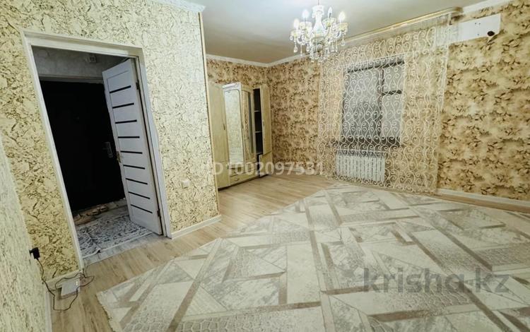 2-комнатная квартира · 62 м² · 1/5 этаж, 6 19 — Левый берег возле жастар уйы за 20 млн 〒 в  — фото 2