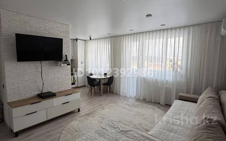 2-комнатная квартира · 54 м² · 6/9 этаж, 5-й мкр. 10 за 18 млн ₸ в Риддере — фото 4