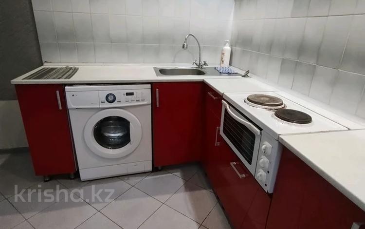 2-комнатная квартира · 43 м² · 3/5 этаж, Назарбаева 38 за 15.6 млн ₸ в Усть-Каменогорске, Ульбинский — фото 2