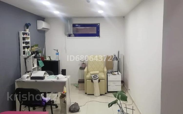 Свободное назначение, офисы, магазины и бутики, склады, салоны красоты, образование, студии · 16 м² за 58 000 〒 в Актау, 2-й мкр — фото 2