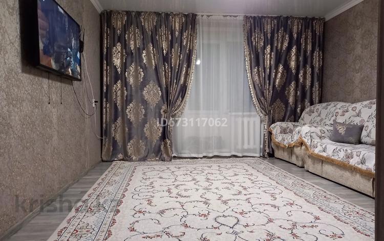 3-комнатная квартира, 65 м², 9/10 этаж, Малайсары батыра за 24 млн 〒 в Павлодаре — фото 2