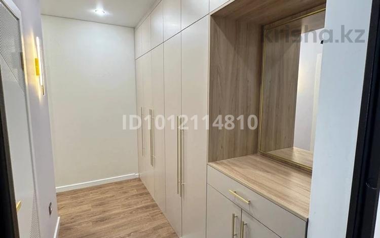2-бөлмелі пәтер · 56.9 м² · 5/12 қабат, мкр Алгабас, Омарова 7, бағасы: ~ 45 млн ₸ в Алматы, Алатауский р-н — фото 2