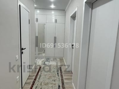 2-бөлмелі пәтер, 56 м², 1/5 қабат ай сайын, Абылай хана 2/5, бағасы: 250 000 〒 в Каскелене