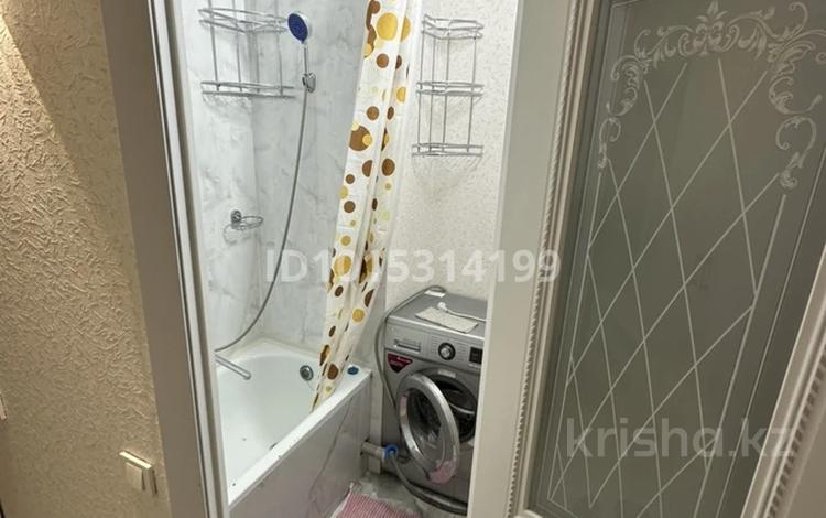 1-бөлмелі пәтер · 17 м² · 1/4 қабат, №3 ш/а. 39а, бағасы: 160 000 ₸ в Алматы, Ауэзовский р-н — фото 2