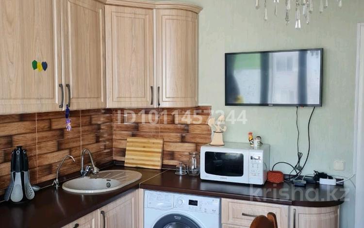 3-комнатная квартира · 83.4 м² · 4/5 этаж, мкр Кадыра Мырза-Али 4 за 35 млн ₸ в Уральске — фото 2