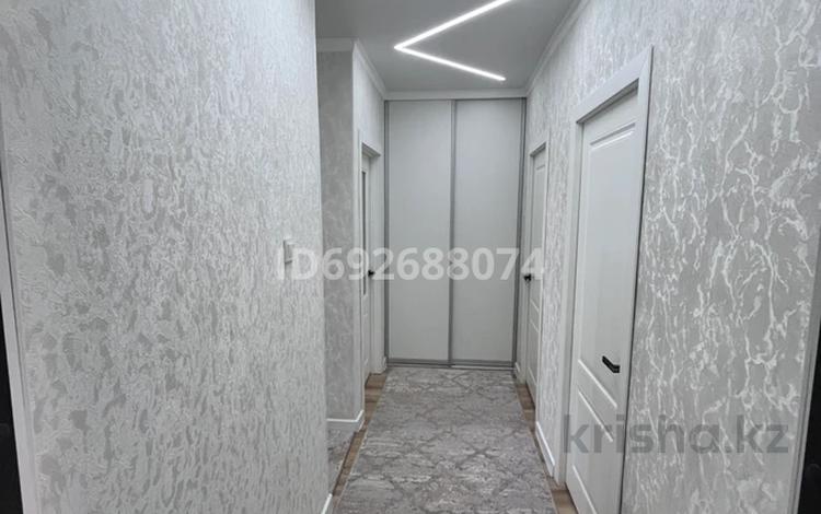 3-бөлмелі пәтер · 72 м² · 5/5 қабат, 11-й мкр 30, бағасы: 18 млн ₸ в Актау — фото 3
