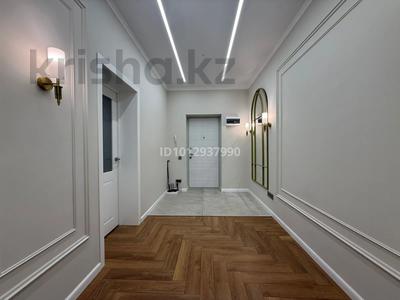 3-комнатная квартира · 70 м² · 4/13 этаж, Кабанбай батыра 252 за 450 000 ₸ в Алматы, Алмалинский р-н
