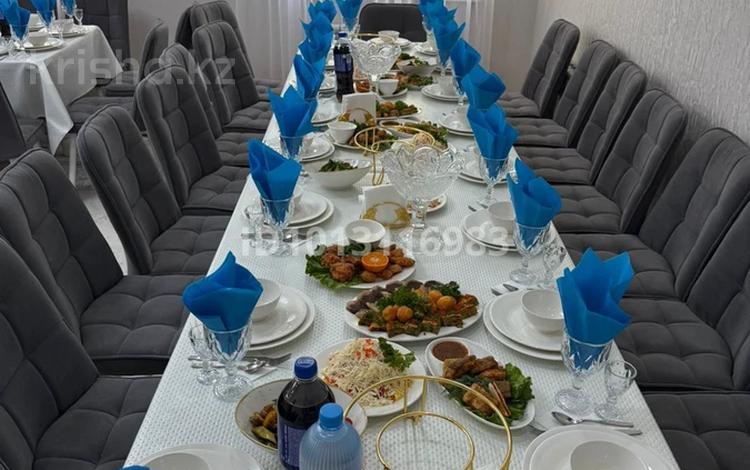 Дом · 5 комнат · 200 м², Айтматова 7 — Молодежная за 100 000 ₸ в Уральске — фото 2