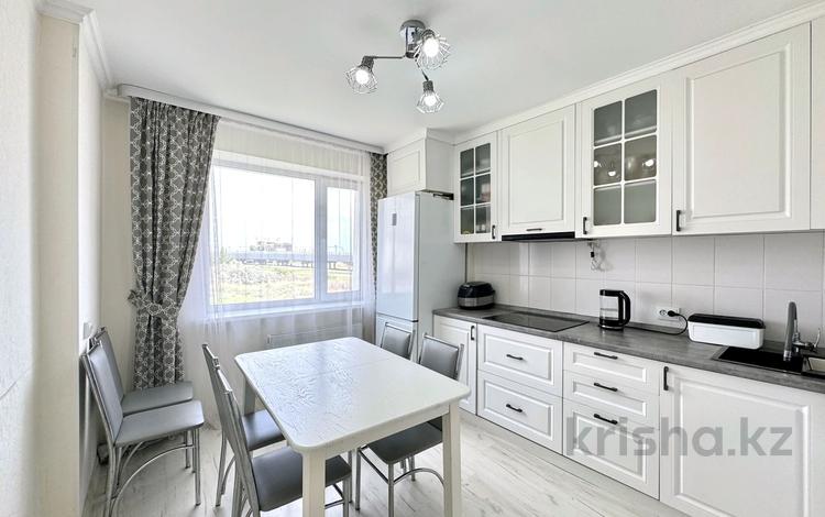 3-комнатная квартира · 72.8 м² · 4/6 этаж, Мухамеджан Тынышбайулы 2 за 45 млн ₸ в Астане, Сарайшык р-н — фото 30