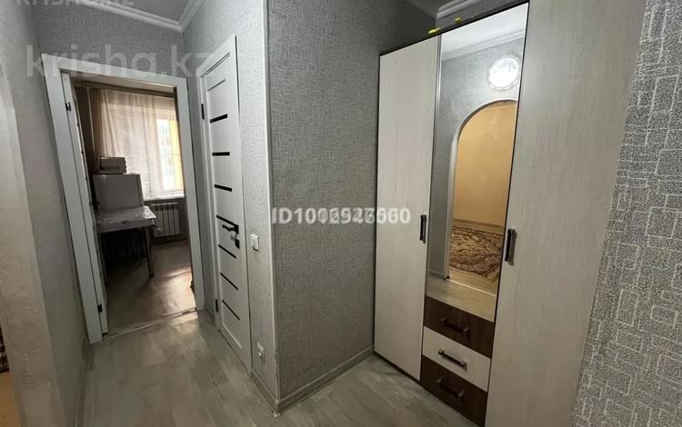 1-комнатная квартира · 30 м² · 4/5 этаж, мкр 8, Сатпаева 10 за 8.9 млн ₸ в Актобе — фото 2