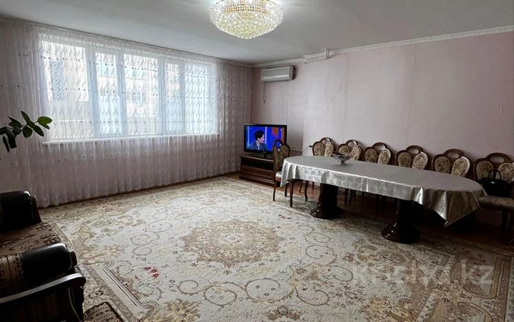 4-бөлмелі пәтер · 91 м² · 4/5 қабат, 15-й мкр 25, бағасы: 26 млн ₸ в Актау — фото 2