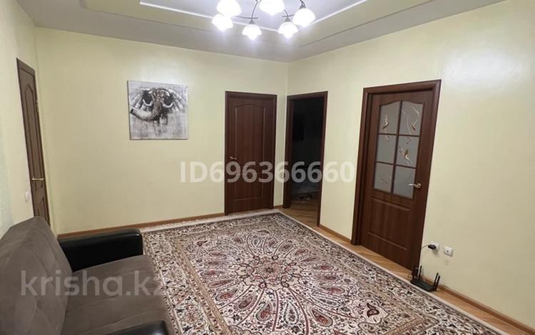 2-комнатная квартира, 75 м², 7/15 этаж, мкр Жетысу-3 52