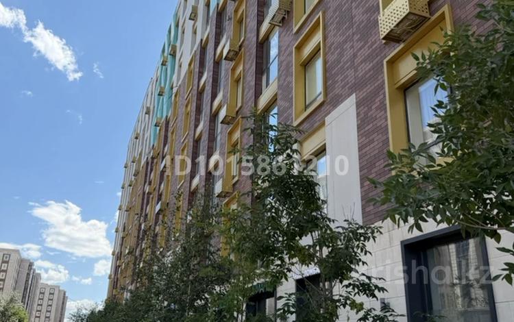 4-бөлмелі пәтер · 105 м² · 7/9 қабат, Алихана Бокейханова 16 — Орынбор, бағасы: 100 млн ₸ в Астане — фото 2