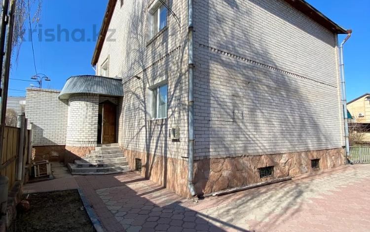 Отдельный дом • 5 комнат • 322 м² • 8 сот., Энтузиастов за 77 млн 〒 в Павлодаре — фото 4