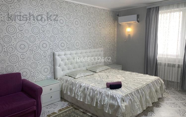 2-комнатная квартира · 41 м² · 2/9 этаж, мкр 8, Мкр 8. Братья Жубанова. Молдагулова. Абилхайыр хан 302 — Братья Жубанова. 101 за 1 000 〒 в Актобе — фото 2