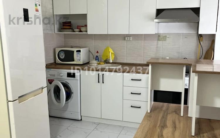 3-бөлмелі пәтер · 48 м² · 4/4 қабат, 4-ш/а. 66 — Сзади шума, рядом школа 5, бағасы: 160 000 ₸ в Актау, 4-й мкр — фото 2