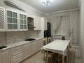 3-комнатная квартира · 140 м² · 2/5 этаж, Батыс 2 мкрн 51б за 380 000 ₸ в Актобе
