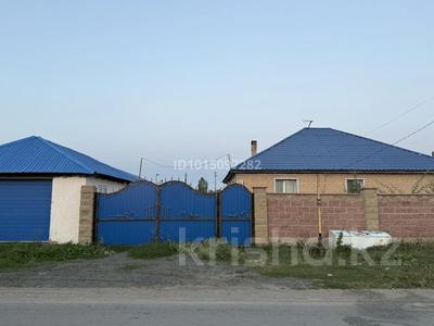 Отдельный дом · 3 комнаты · 120 м² · 20 сот., Байтерек 6А — Старая Ильинка за 49 млн ₸ в Астане