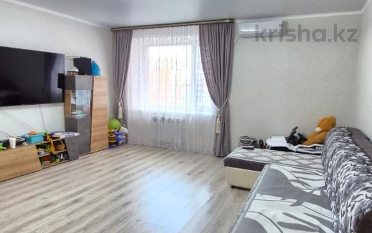 3-бөлмелі пәтер · 107.1 м² · 3/7 қабат, микрорайон Юбилейный, бағасы: 50 млн ₸ в Костанае — фото 2