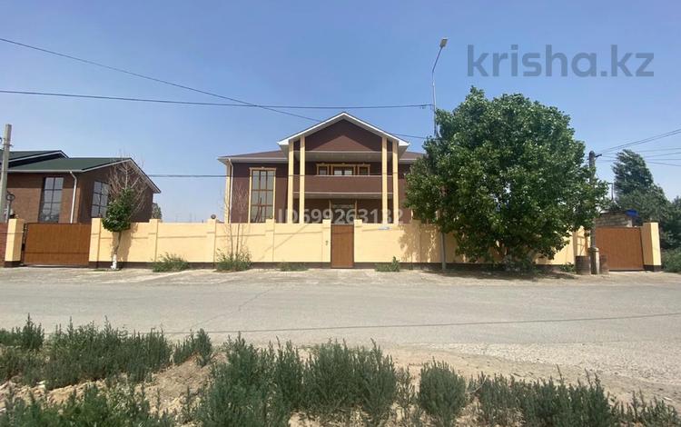 Жеке үй · 5 бөлме · 585 м² · 15 жүзд., Атырау ш/а., Шаудировых 65, бағасы: 120 млн ₸ в мкр Атырау — фото 2