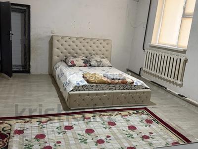 1-комнатная квартира · 35 м² · 1/1 этаж, Рахат4 51 115 — Школа 9 Мерей супермаркет за 1 000 〒 в Жанаозен