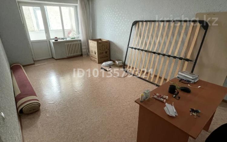 2-комнатная квартира · 64 м² · 8/10 этаж, мкр 11 103 за 20 млн ₸ в Актобе — фото 2