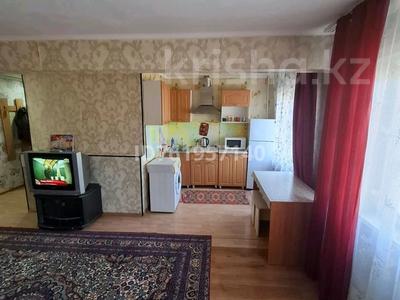 2-бөлмелі пәтер · 44 м², Амре Кашаубаева 9, бағасы: 10 000 ₸ в Усть-Каменогорске, Ульбинский