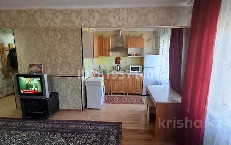 2-бөлмелі пәтер · 44 м², Амре Кашаубаева 9, бағасы: 10 000 ₸ в Усть-Каменогорске, Ульбинский — фото 30