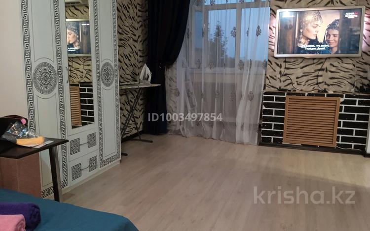 1-комнатная квартира · 34 м² · 4/5 этаж, Мухита 128 — Мухита за 9 000 ₸ в Уральске, мкр Школьник — фото 2