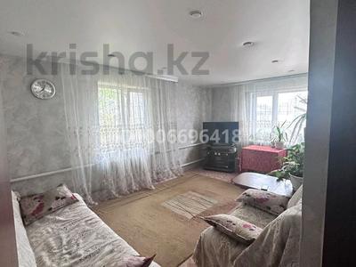 Отдельный дом · 4 комнаты · 100 м² · 12 сот., мкр Женис, Мкр деркул 35/1 — Западная за 23 млн 〒 в Уральске