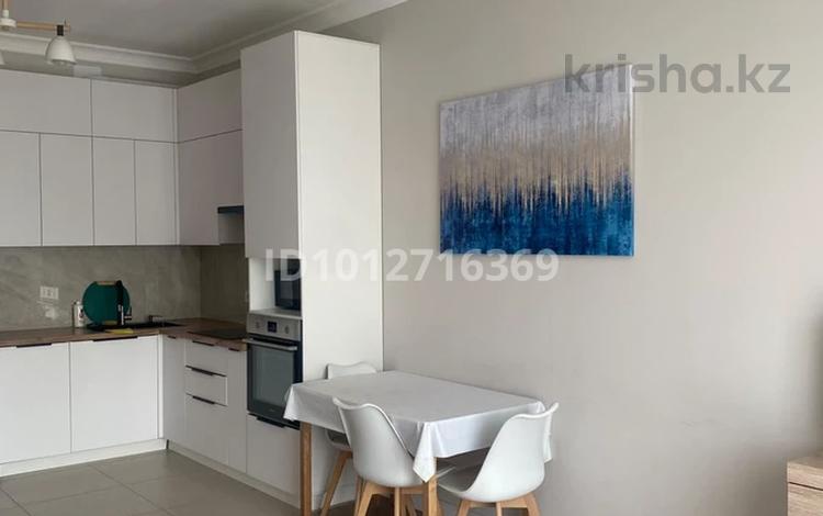 2-комнатная квартира · 75 м² · 14/18 этаж, Абая 165 — Тургут Озала за 3 000 ₸ в Алматы, Алмалинский р-н — фото 2