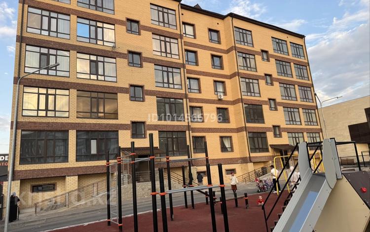 4-бөлмелі пәтер · 120 м² · 5/5 қабат, Степной 4 ш/а. 4, бағасы: 500 000 ₸ в Караганде, Казыбек би р-н — фото 2