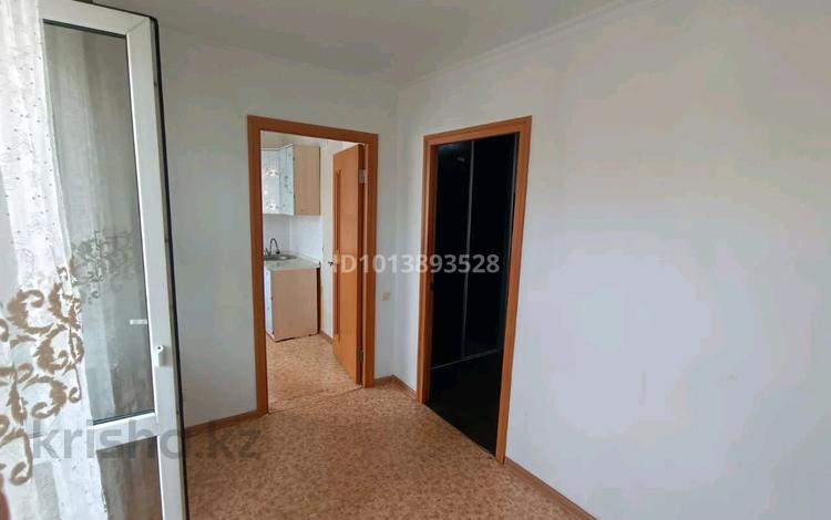 2-комнатная квартира · 46 м² · 2/5 этаж, Майкудук, Майкудук, 12й микрорайон 8 за 110 000 ₸ в Караганде, Алихана Бокейханова р-н — фото 4