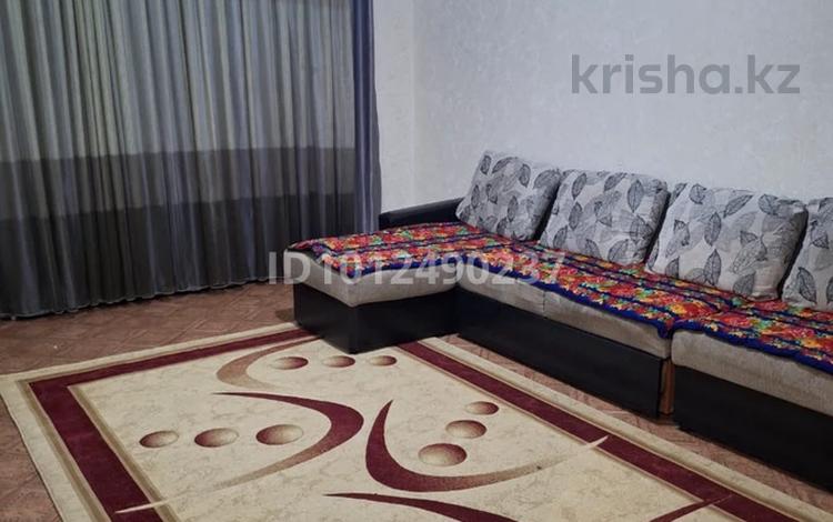 2-комнатная квартира · 54 м² · 2/6 этаж, Анарова 10 — Жд вокзал за 13 000 ₸ в Шымкенте, Аль-Фарабийский р-н — фото 2