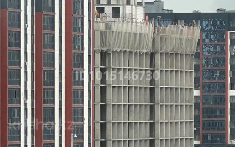 2-бөлмелі пәтер · 50.6 м² · 4/10 қабат, Нажимеденова 15/1, бағасы: 27 млн ₸ в Астане, Сарайшык р-н — фото 2