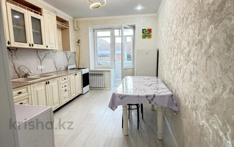 1-комнатная квартира · 45 м² · 1/9 этаж, самал 70/3 за 19.3 млн ₸ в Уральске — фото 2