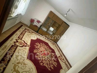 Отдельный дом · 2 комнаты · 60 м², мкр Толкын 5 — Остановка нарсуд за 80 000 ₸ в Атырау
