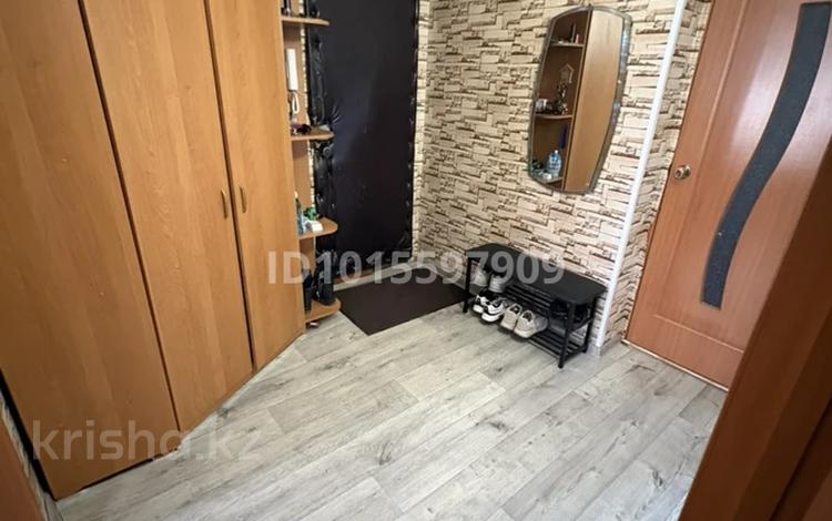 3-бөлмелі пәтер · 62 м² · 5/5 қабат, Карла Маркса 119, бағасы: 10.5 млн ₸ в Шахтинске — фото 2