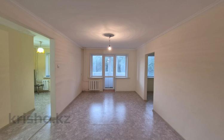 2-бөлмелі пәтер · 44.9 м² · 4/5 қабат, 12-шағынаудан, бағасы: 10 млн ₸ в Караганде, Алихана Бокейханова р-н — фото 2