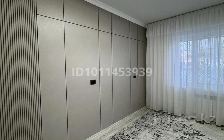 1-бөлмелі пәтер · 40 м² · 2/5 қабат, мкр Аса 43 — Возле Кайкармета, бағасы: 150 000 〒 в Таразе — фото 2