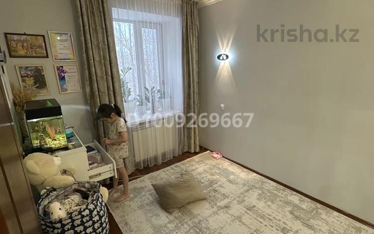 2-бөлмелі пәтер · 45 м² · 3/3 қабат, Женис 21, бағасы: 24 млн ₸ в Астане, Сарыарка р-н — фото 2