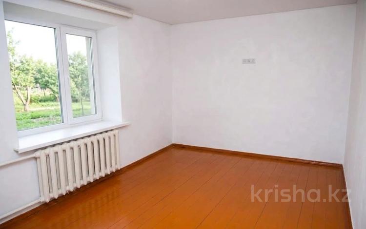 2-комнатная квартира · 40 м², Фурманова за ~ 8.2 млн ₸ в Бишкуле (Бесколь) — фото 2