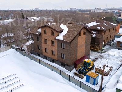 Отдельный дом · 15 комнат · 542 м² · , 150 лет Абая за 270 млн ₸ в Астане, Сарыарка р-н